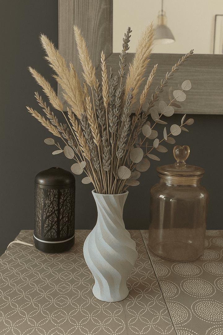 ⭐ Siervaas Twist – Gedraaid Design | PLA Siervaas in Grijs | Moderne Decoratieve Vaas