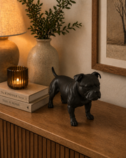 Zwart American Bully hondenbeeld als moderne interieurdecoratie