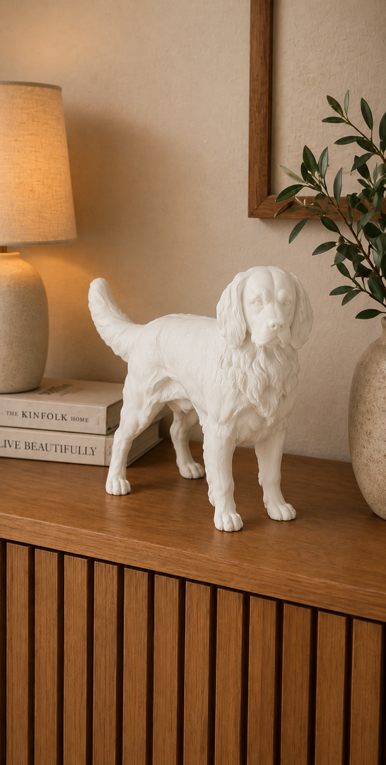 Wit Gordon Setter hondenbeeld voor modern interieur