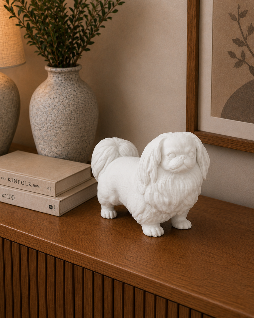 Wit Pekingees hondenbeeld voor modern interieur