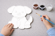 Kind schildert verfbare hond figuur 3D-geprint DIY knutselobject van Hunoba Creative