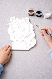 Kind schildert verfbare paard figuur 3D-geprint DIY knutselobject van Hunoba Creative
