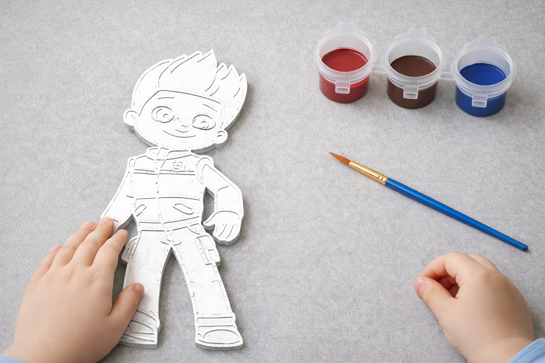 Kind schildert verfbare Ryder Paw Patrol 3D-geprint DIY knutselobject van Hunoba Creative