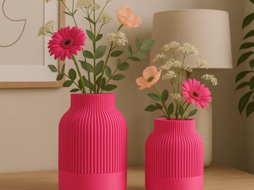 Kleine roze vaas Roza met boeket droogbloemen