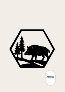 Wanddecoratie wild zwijn silhouet met dennenbomen in zeshoekig frame