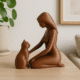 Liefdevolle band – vrouw met kat beeld